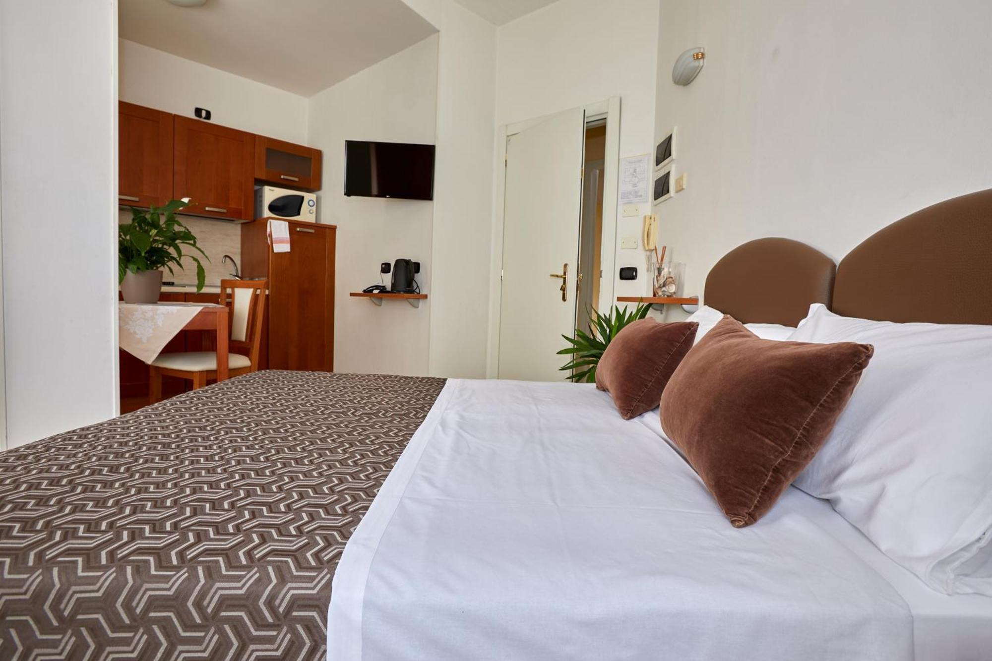 Residence Fellini Rimini Dış mekan fotoğraf