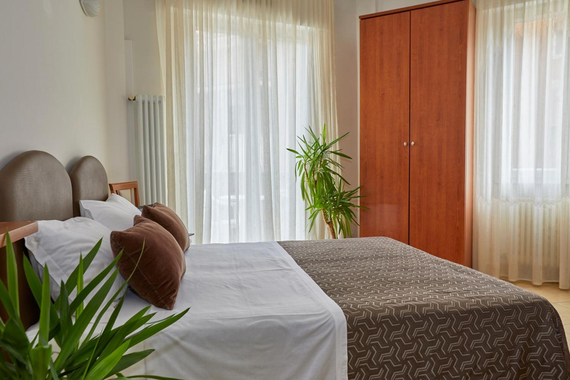 Residence Fellini Rimini Dış mekan fotoğraf