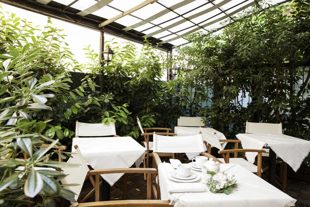 Residence Fellini Rimini Dış mekan fotoğraf