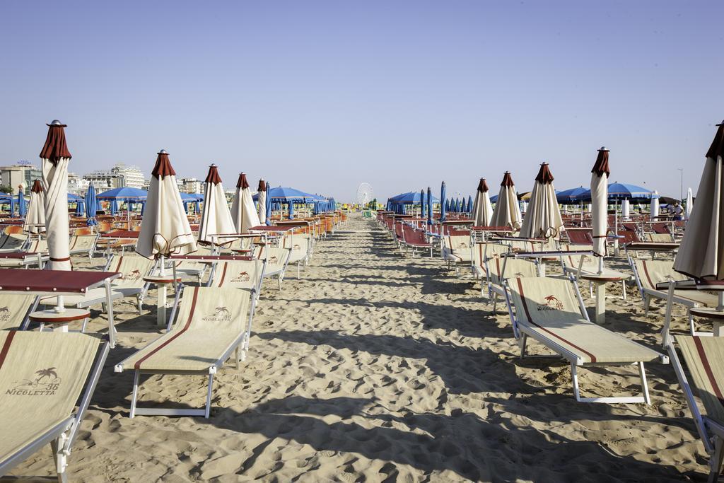 Residence Fellini Rimini Dış mekan fotoğraf