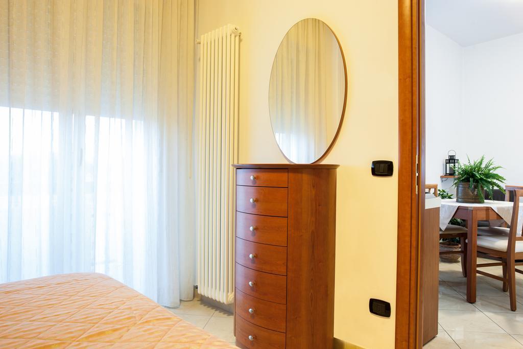 Residence Fellini Rimini Dış mekan fotoğraf