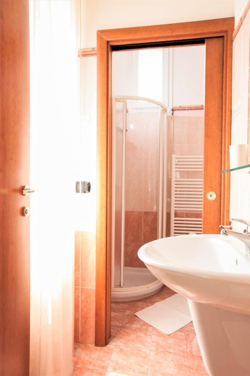 Residence Fellini Rimini Dış mekan fotoğraf