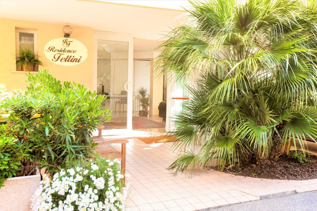 Residence Fellini Rimini Dış mekan fotoğraf